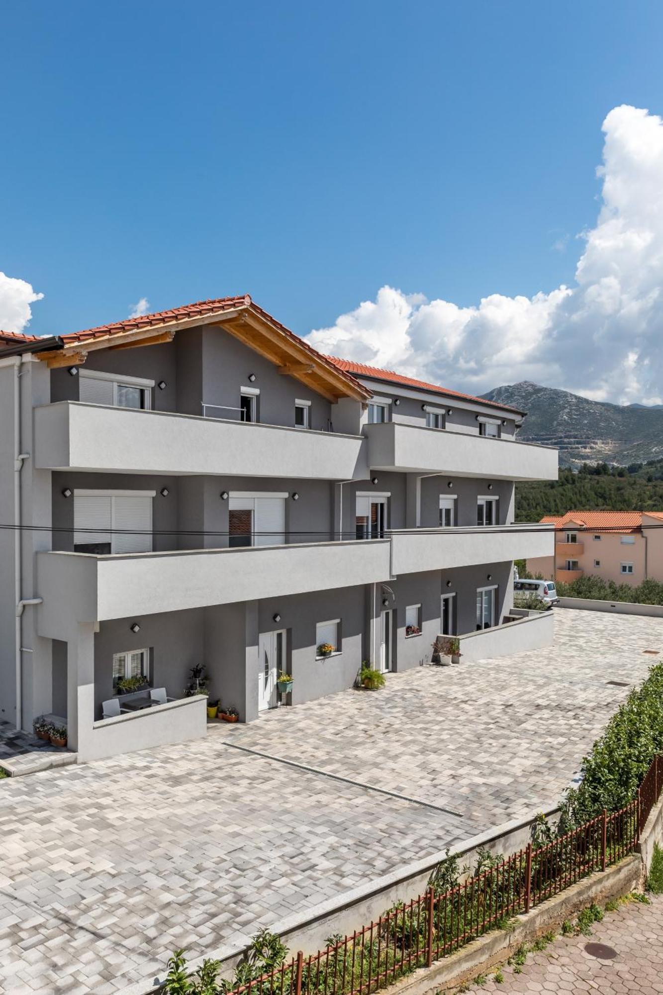 Apartments Villa Salona Sky Cameră foto