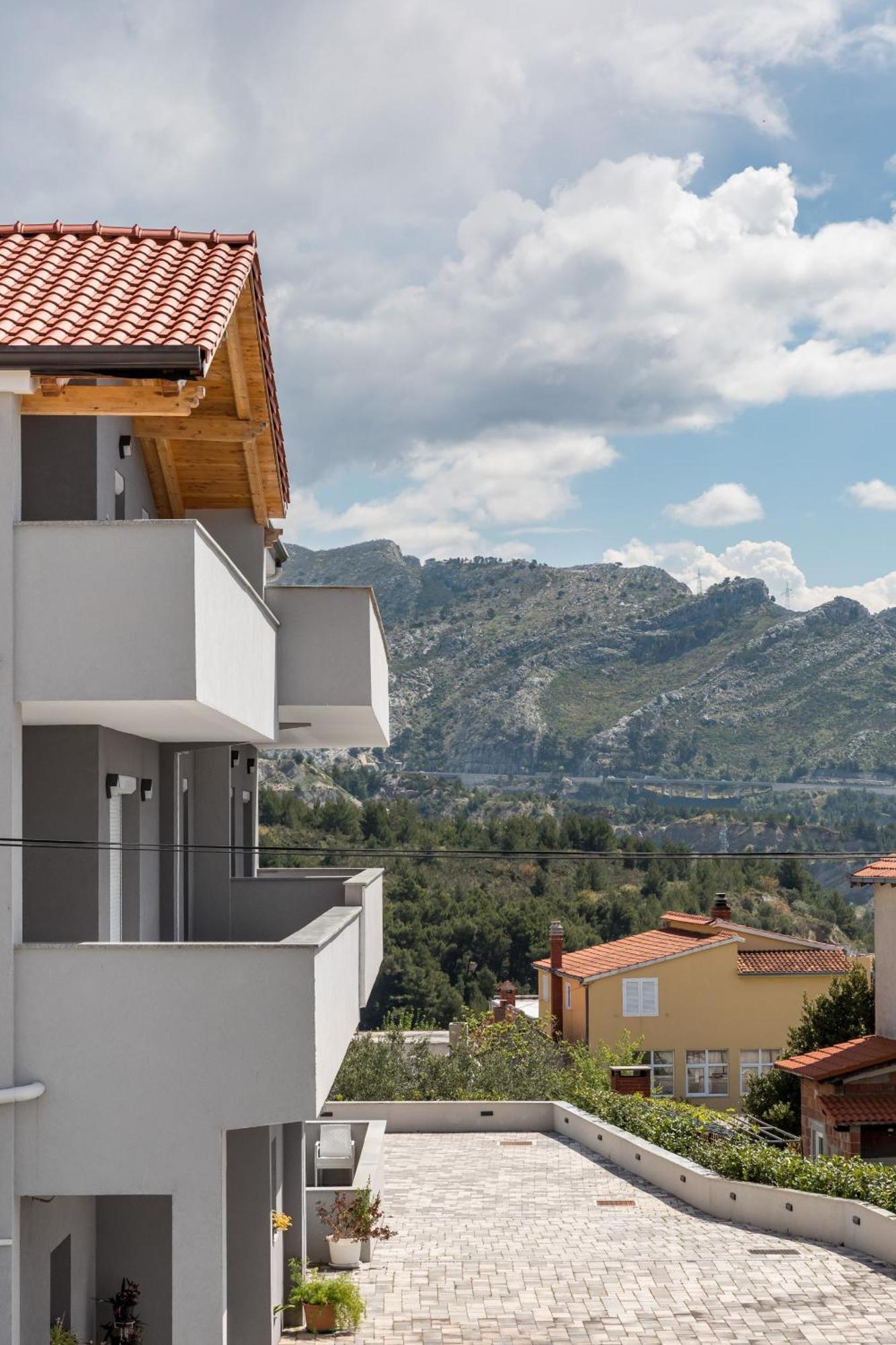 Apartments Villa Salona Sky Cameră foto
